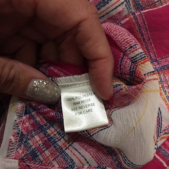 Light Flannel Pattern Top - Picture 3 of 3